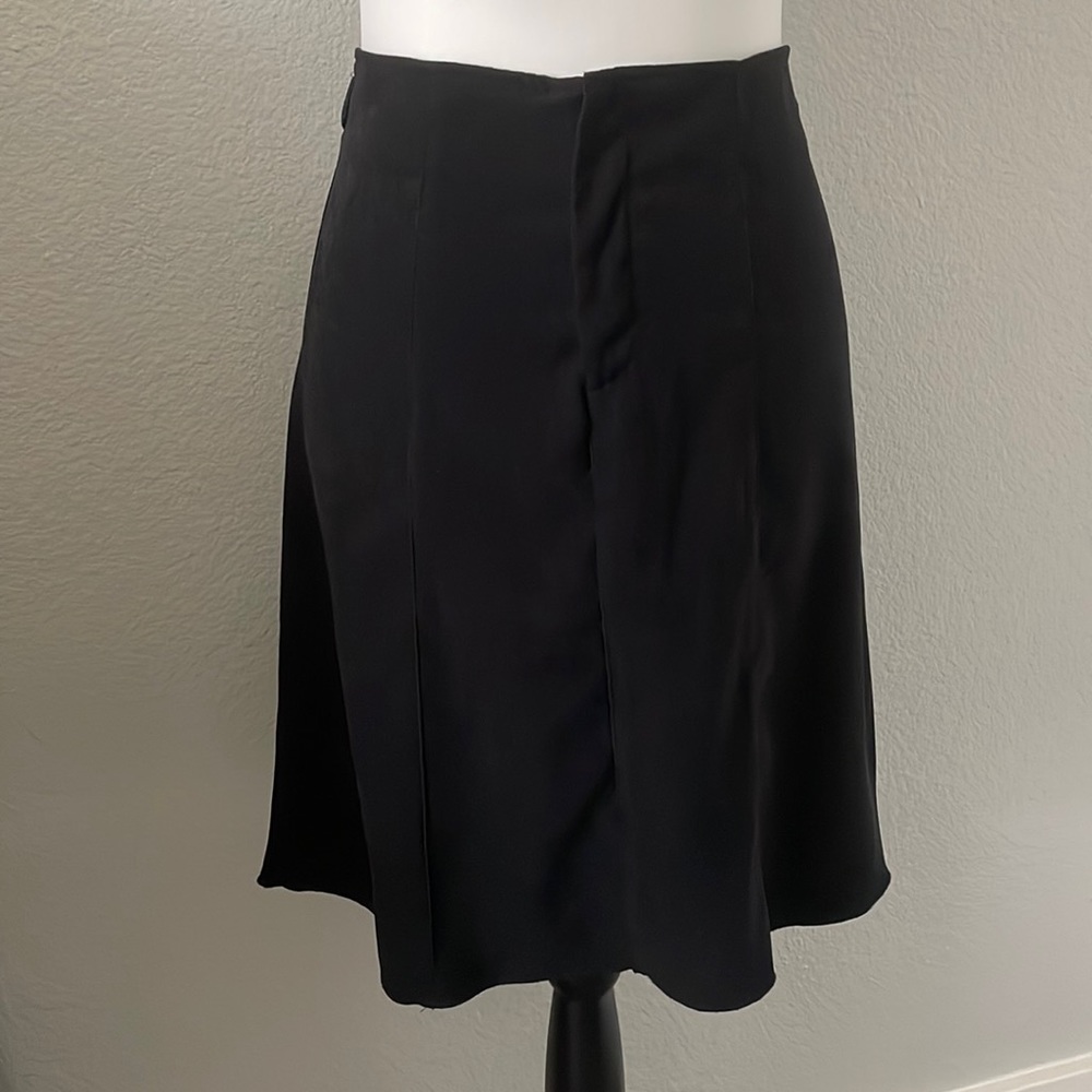 Propose black skirt.